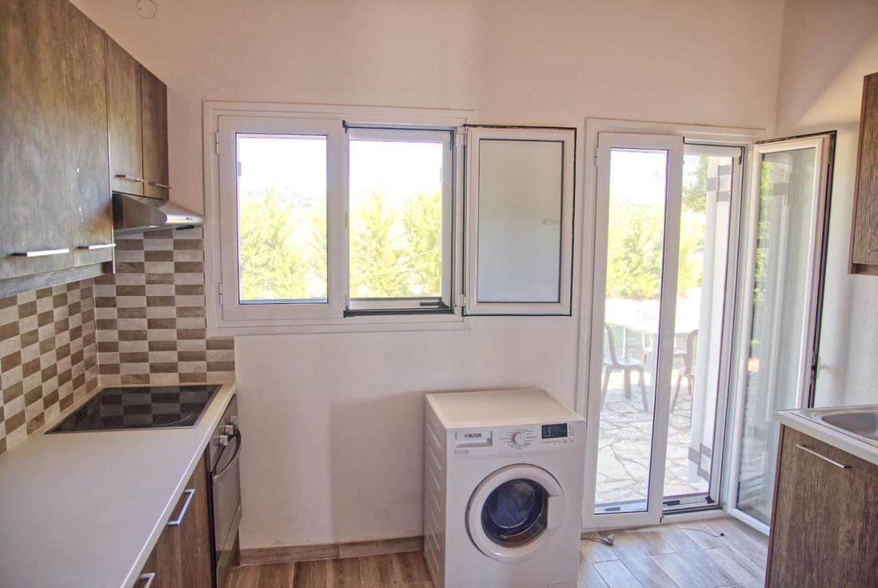 Villa Riviera 아기오스 게오르기오스 외부 사진